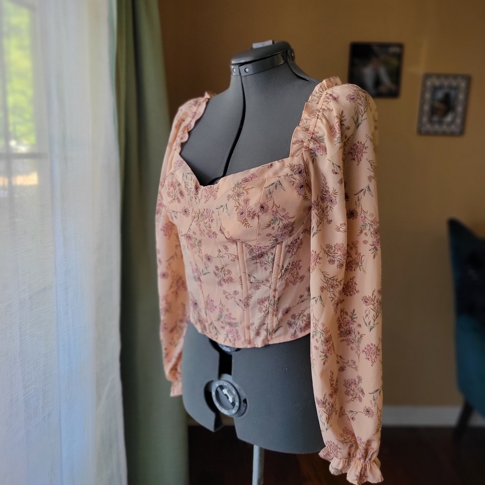 Astr Floral Corset Blouse with Ruffle in Pink Purple New With Tags Size Large - Picture 2 of 10